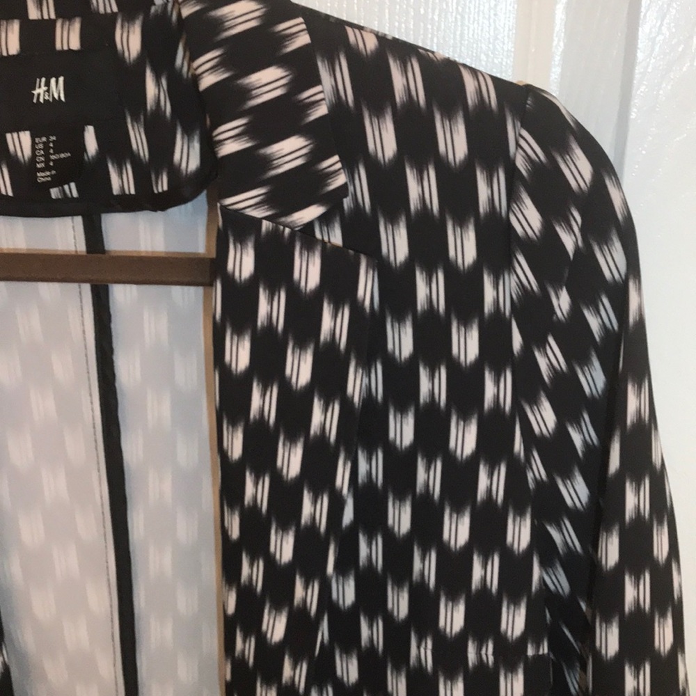 H&M Blazer - Picture 2 of 2